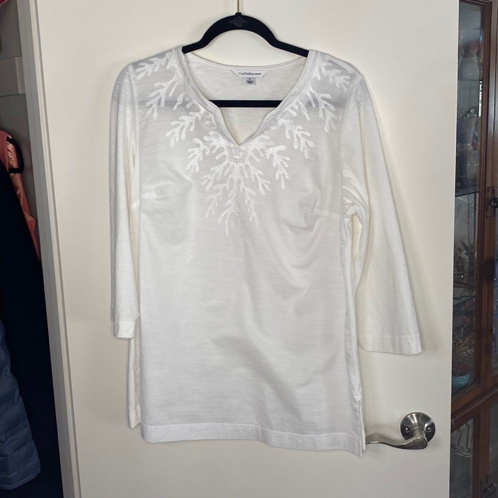 Like new cute beach embroidered tunic top size Large
